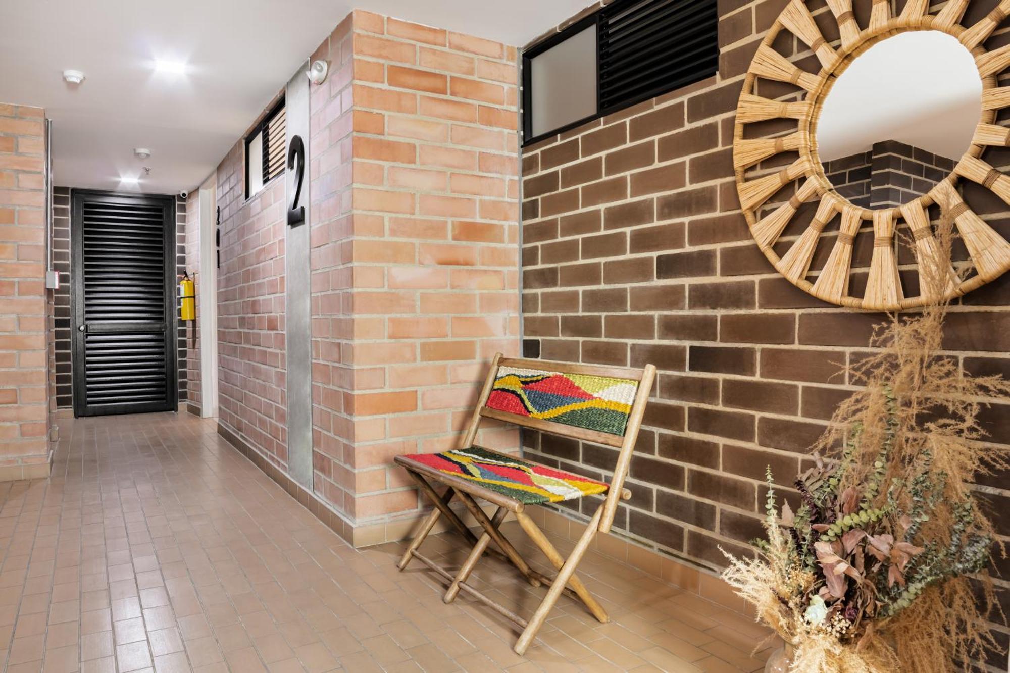 מדיין Origen Local Suites מראה חיצוני תמונה