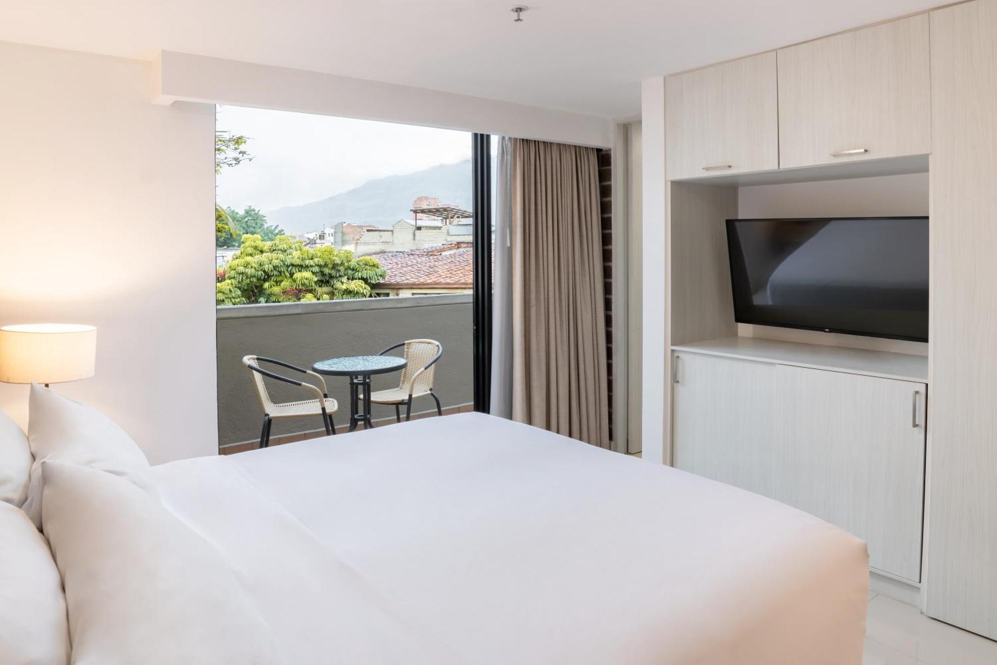 מדיין Origen Local Suites מראה חיצוני תמונה